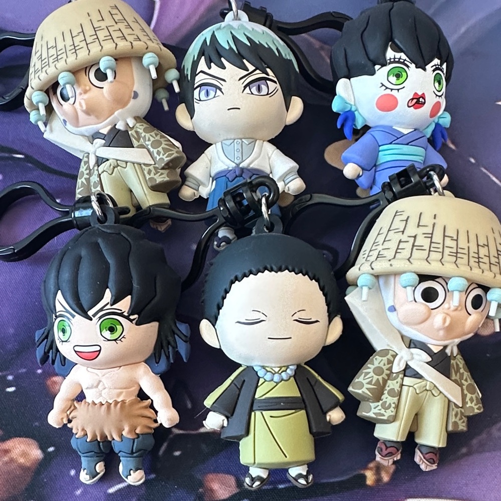 Demon Slayer Anime Character Keychain Set - Multicolor